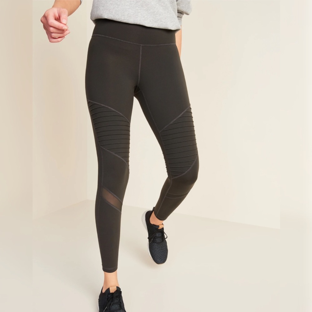 Old Navy Olive Moto Elevate 7/8 Leggings Sz S EUC
